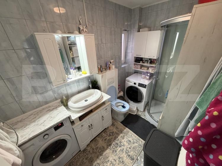 Apartament cu 3 camere decomandat, mobilat în Ampoi 3