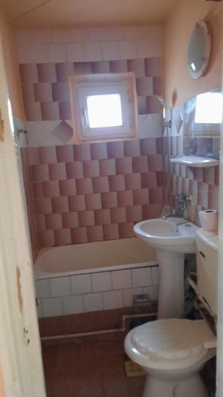 Apartament cu 2 camere semidecomandat în Viziru 2