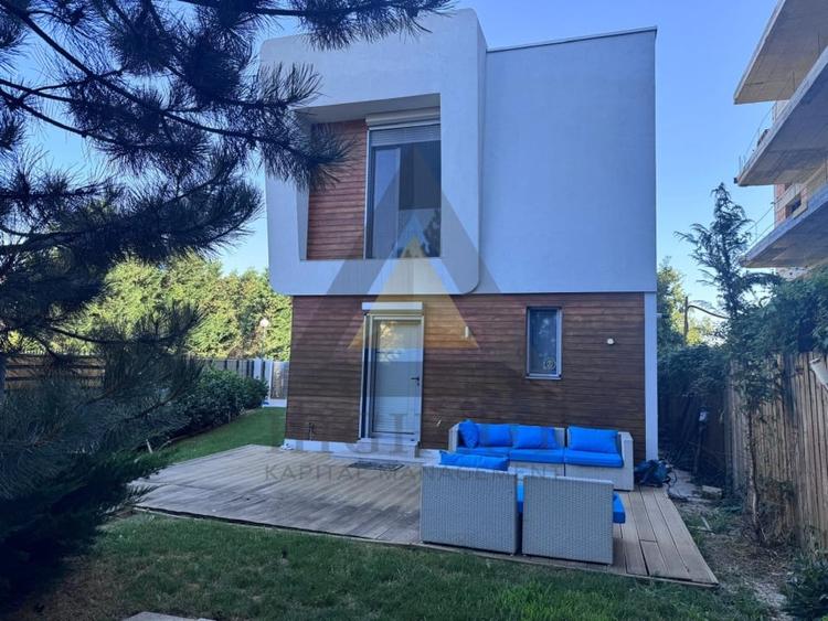 Casă individuală cu 5 camere cu Canalizare în Pipera