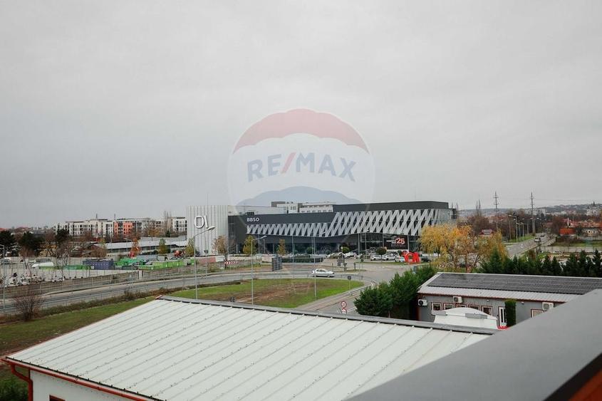 Birou, de 40 mp, în Nufărul