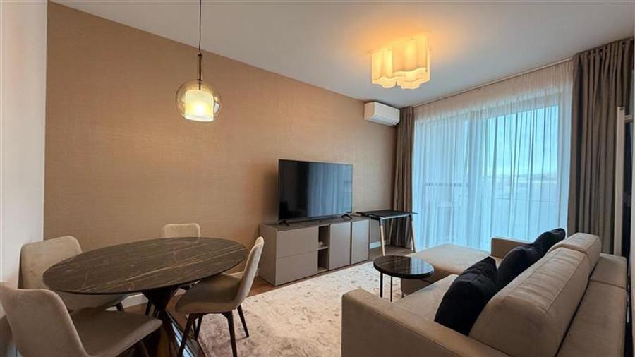 Apartament cu 2 camere decomandat, mobilat în Palat