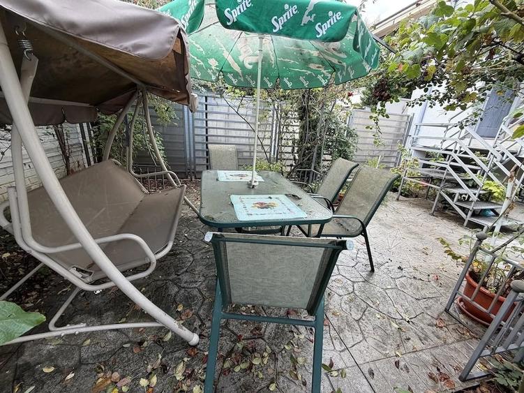 Apartament cu 3 camere în Dămăroaia
