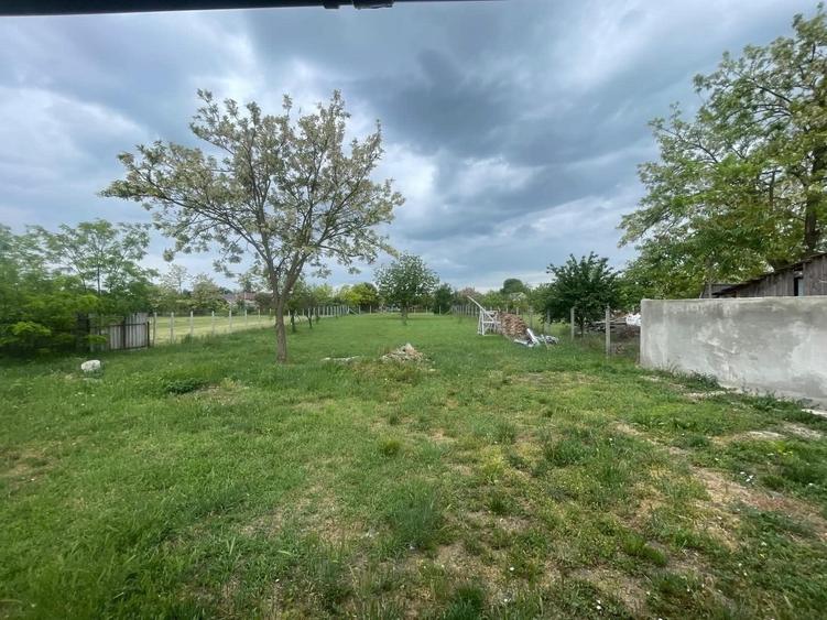 Casă cu 3 camere în Central