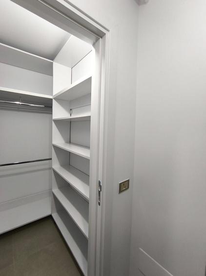 Apartament cu 3 camere decomandat în Sud