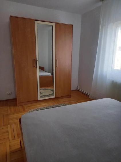 Apartament cu 2 camere semidecomandat în Șagului