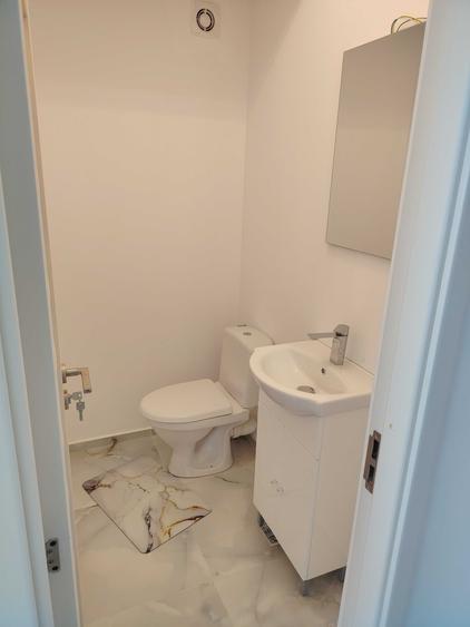 Apartament cu 3 camere în Tomești