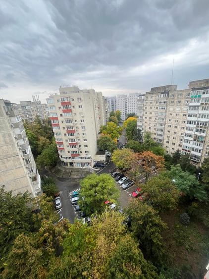 Apartament cu 2 camere decomandat în Tineretului
