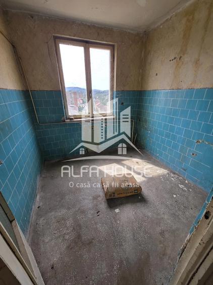 Apartament cu 2 camere decomandat în Govândari
