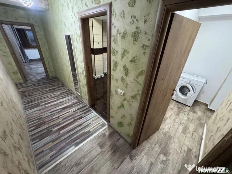 Apartament cu 2 camere decomandat în Casa de Cultură