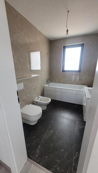 Casă cu 2 camere cu Teren 650 Mp în Chicerea