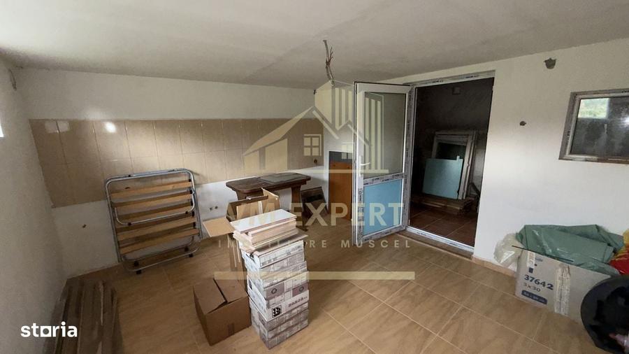 Casa 4 Camere Teren 1000 Mp Albesti De Muscel Jud Arges - 1