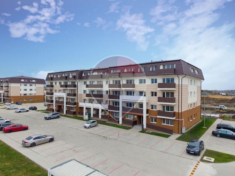 Apartament cu 2 camere semidecomandat în Sânpetru