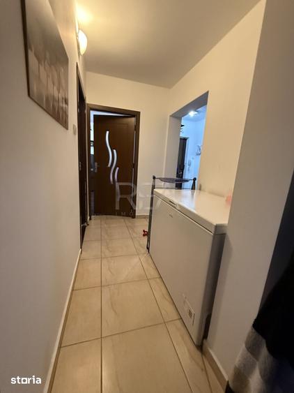 Apartament cu 3 camere decomandat în Drumul Taberei