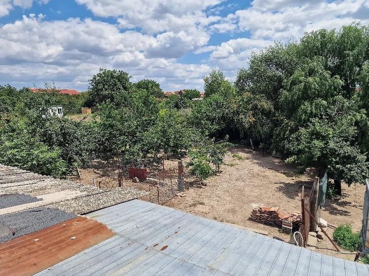 Casă cu Teren 1500 Mp în Ciarda Roșie