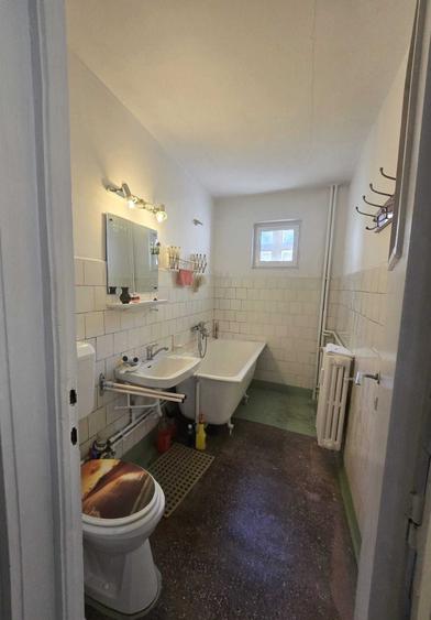 Apartament cu 2 camere semidecomandat în Ultracentral