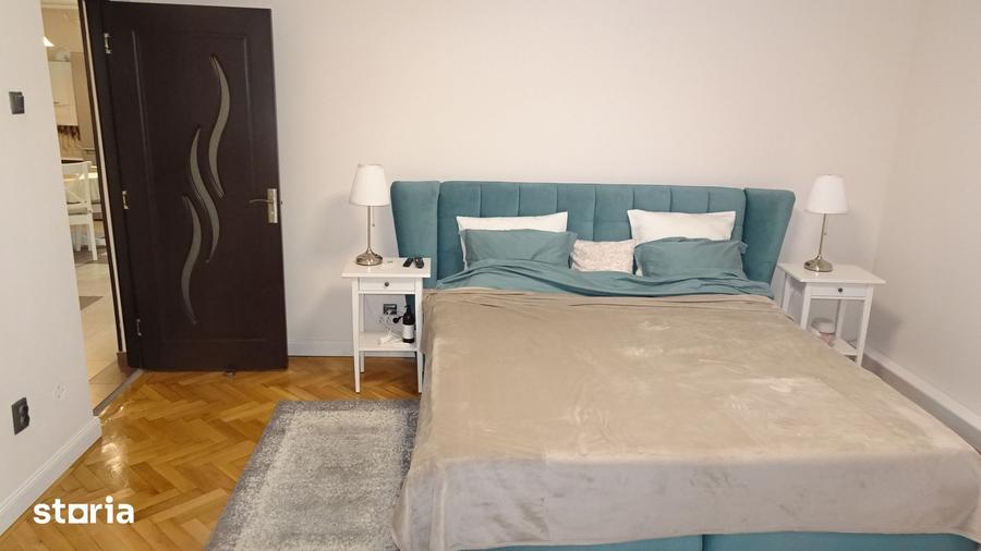 Apartament cu 4 camere decomandat în Kogălniceanu