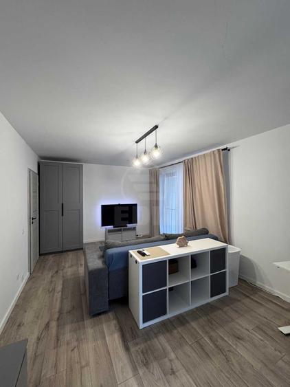 Apartament cu 2 camere decomandat în Florești