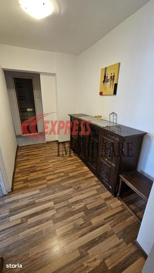 Apartament cu 2 camere decomandat în Gara de Nord