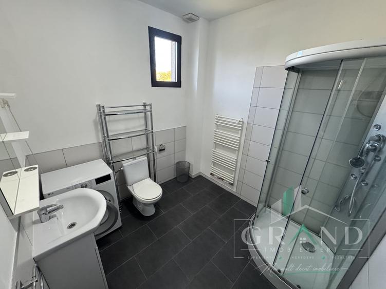 Apartament cu 2 camere semidecomandat, mobilat în Semicentral