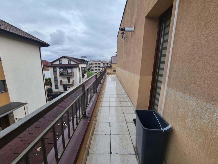 Apartament cu 2 camere semidecomandat, mobilat în Bună Ziua