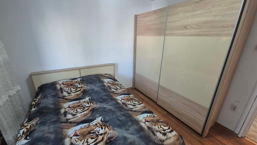 Apartament cu 3 camere decomandat în Lacul Tei
