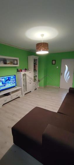 Apartament cu 3 camere decomandat în Dacia