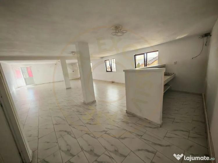 Spațiu comercial, de 140 mp, în Dârmănești