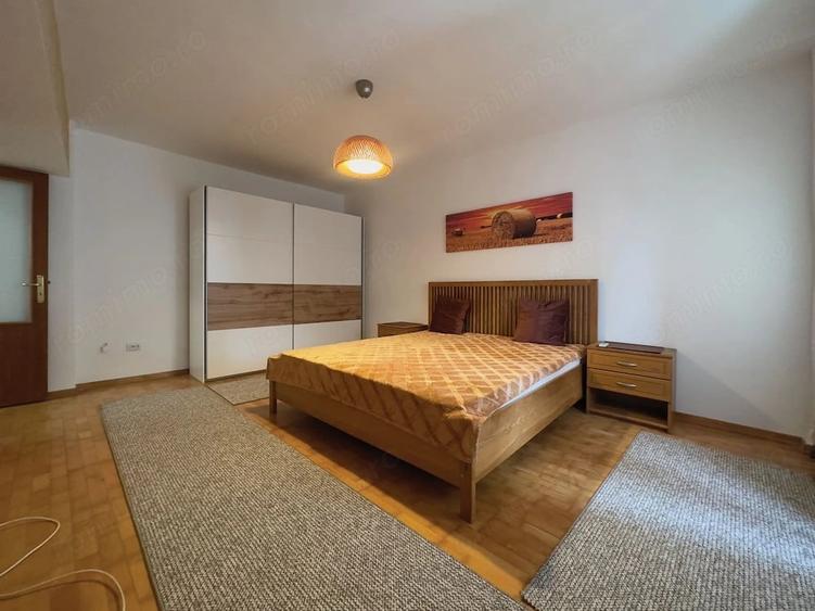 Apartament cu 3 camere decomandat în Unirii