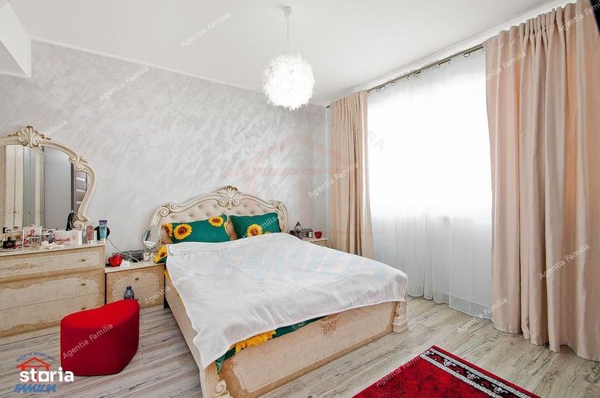 Casă cu 4 camere în Vânători