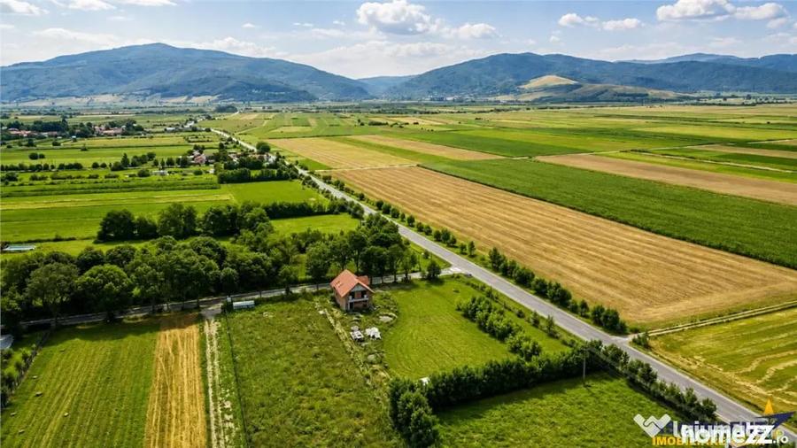 6 parcele cu autorizatie de construire si proiect aprobat: S - Stupinii Prejmerului (Brasov) - 8