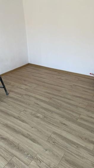 Casă cu 4 camere în Poiana Mare