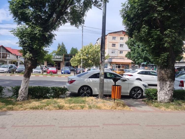 Spațiu comercial, de 220 mp, în Central