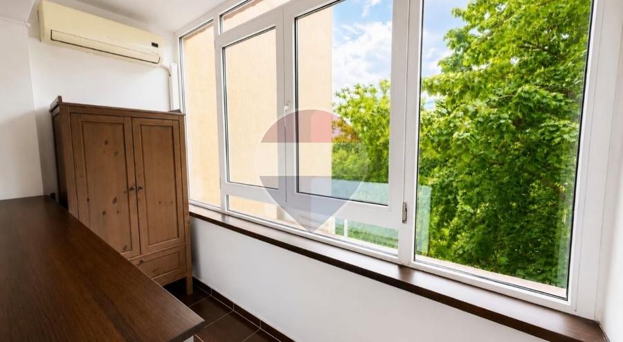 Apartament cu 2 camere, mobilat în P-ța Victoriei