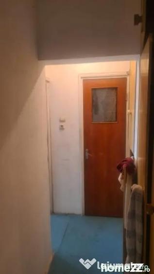 Apartament cu 3 camere decomandat în Doamna Ghica