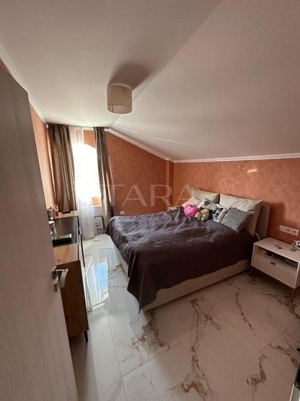 Apartament cu 3 camere semidecomandat, mobilat în Vest