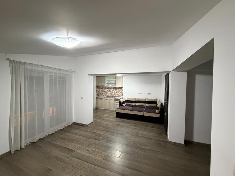 Duplex cu 5 camere cu Canalizare în Chiajna