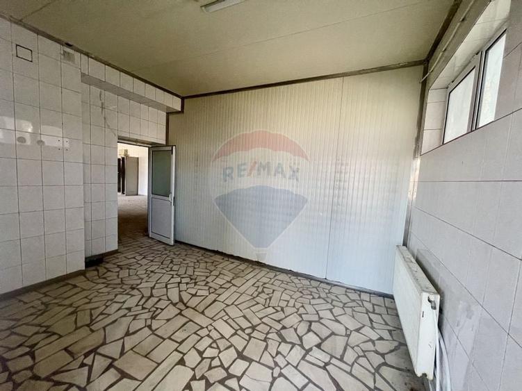 Spatiu industrial / fosta fabrica de panificatie - 13