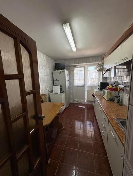 De vânzare – Apartament cu 3 camere, decomandat, Micro 18 - 1