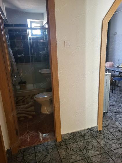 Apartament de vanzare - 3