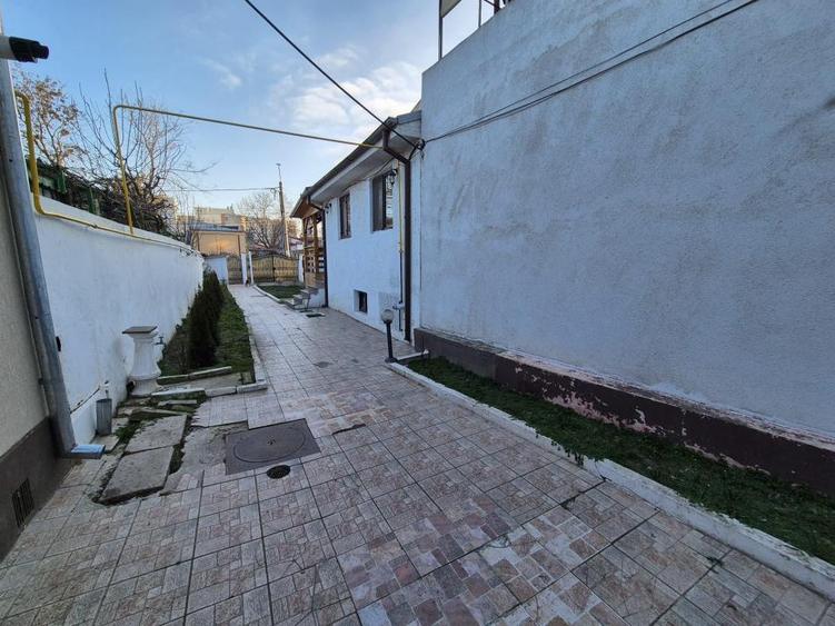 4 cam 200mp utili caramida teren 509 mp mobilata Centru - 18