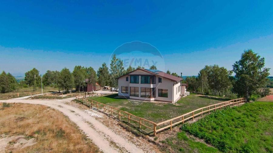 Pensiune de Vanzare cu 8 dormitoare, Risca, Jud. Cluj - 16