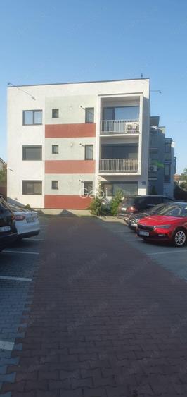 Inchiriez sau vand spatii depozitare (boxe) Inchiriez sau vand spatii depozitare (boxe)