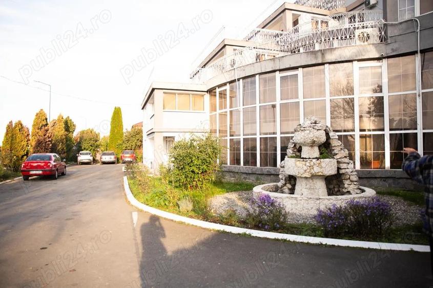 Spatiu de inchiriat pe termen lung, 560 mp , bun pt Clinica , Spital, Show room - 1