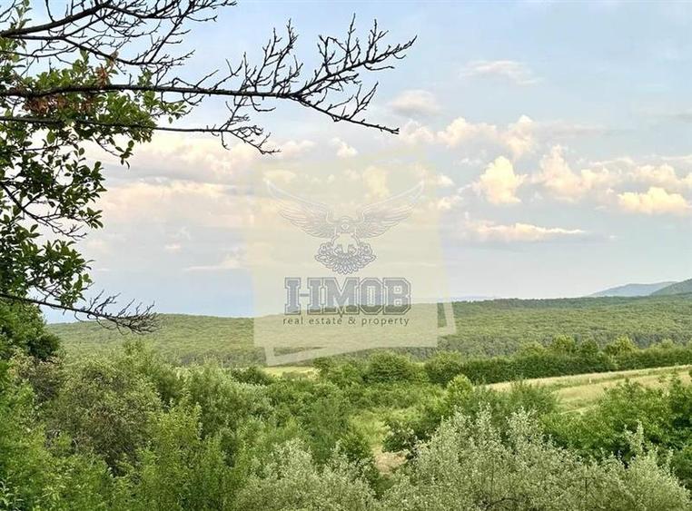 Teren intravilan 1080 mp zona Tropinii Noi - 1