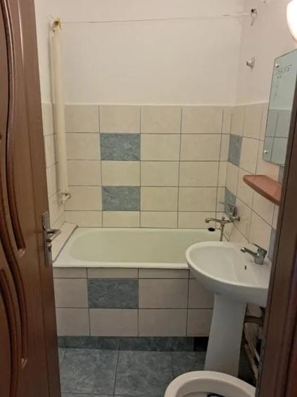 Apartament cu 1 camera, etaj 4/5, zona Nicolina - 4