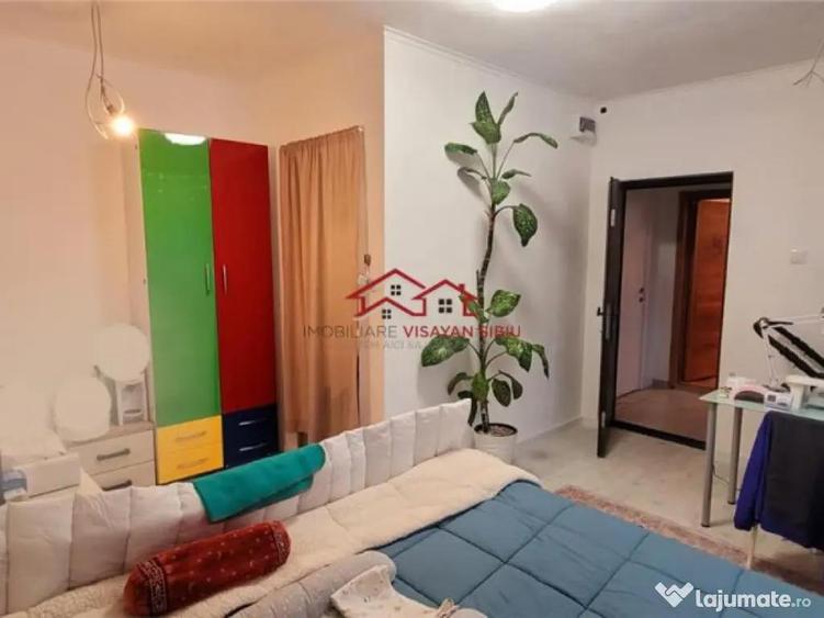 Apartament spatios la casa cu gradina,Cisnadie,comision 0 - 7