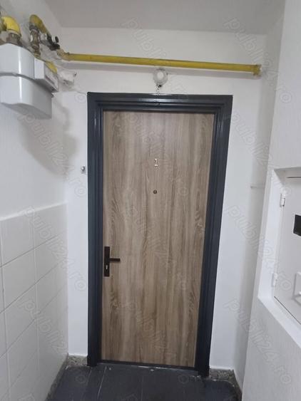 Diferite Birouri de la 15 mp utili la 135 mp utili - COMPLET RENOVAT LA 220 EURO - 4