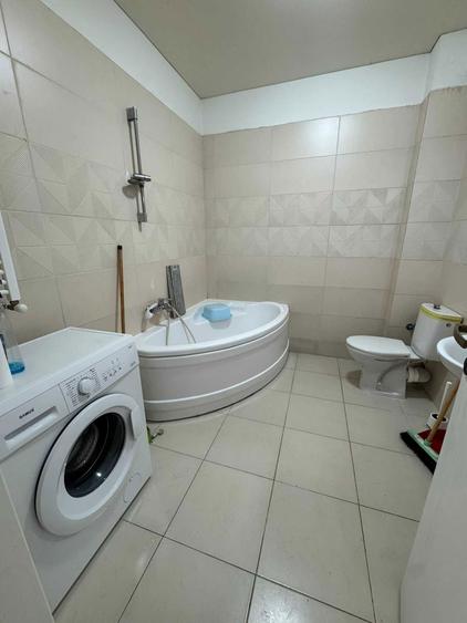 Garsoniera spatioasa cu pat matrimonial si canapea | Militari Residence - 4