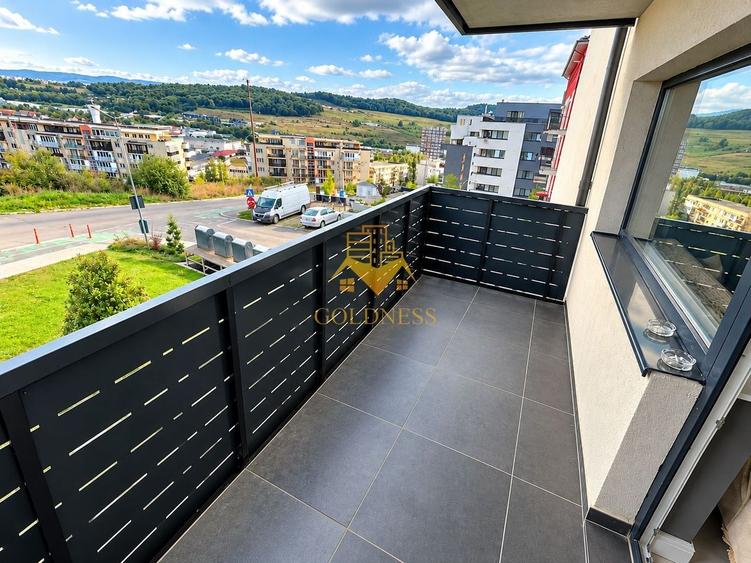 Apartament cu 3 camere semidecomandat, mobilat în Baciu