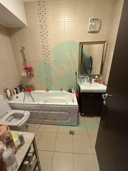 Apartament cu 2 camere semidecomandat în Vitan Mall